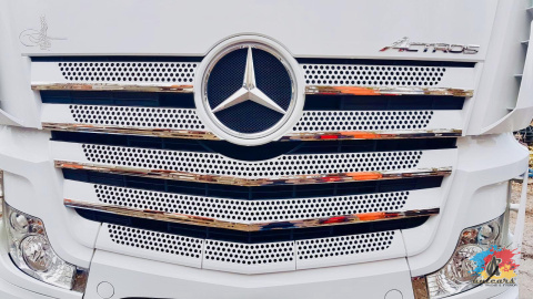 Mercedes Actros Mp4 nakładki na grill tłoczone INOX